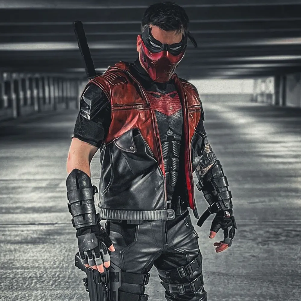 Red Hood Vest - Image 4